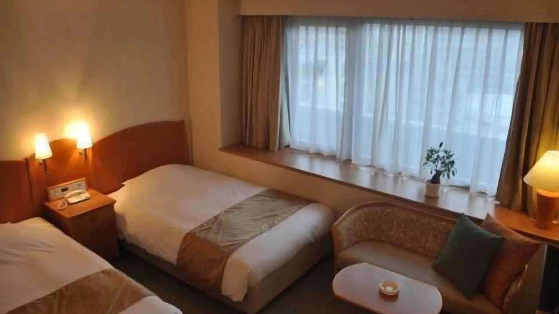 Kobe Luminous Hotel